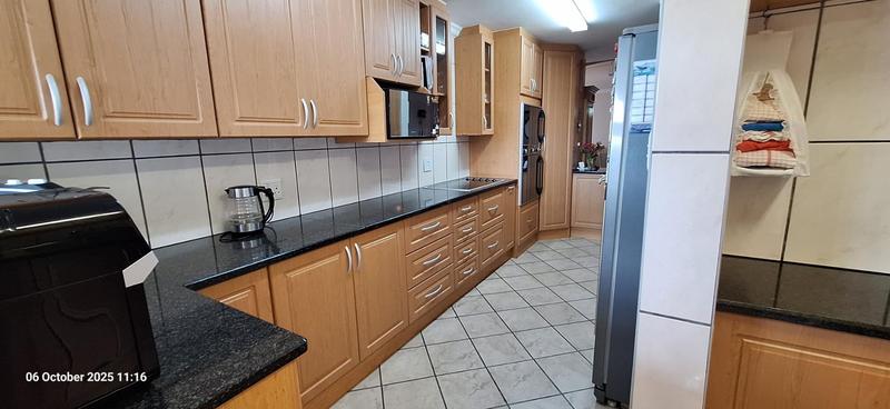 5 Bedroom Property for Sale in Tergniet Western Cape